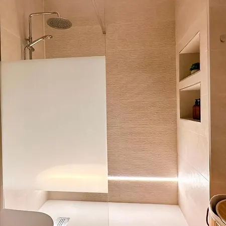 The Hut - Apartament