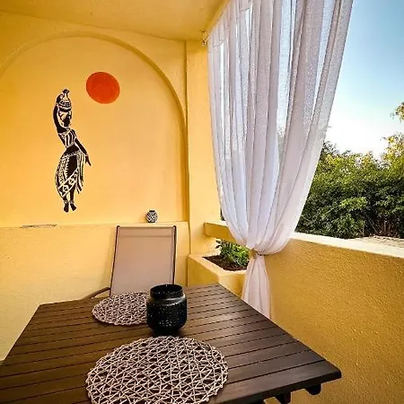 The Hut - Apartment